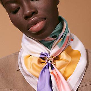 スカーフリング 《ヌー・ドゥ・H》 | Hermès - エルメス-公式サイト スカーフリング 《ヌー・ドゥ・H》 | Hermès - エルメス-公式サイト